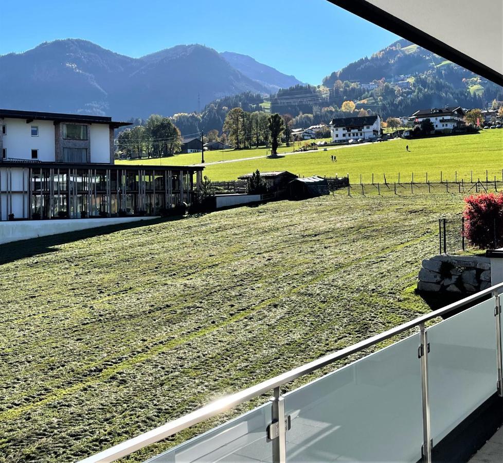 H21 - Modernes Ferienhaus 145Qm, 4Sz, Wellnessbereich Mit Sauna Und Dachterrasse Mit Panoramablick, Kuehlen Und Heizen Mit Geothermie Fügen Екстериор снимка