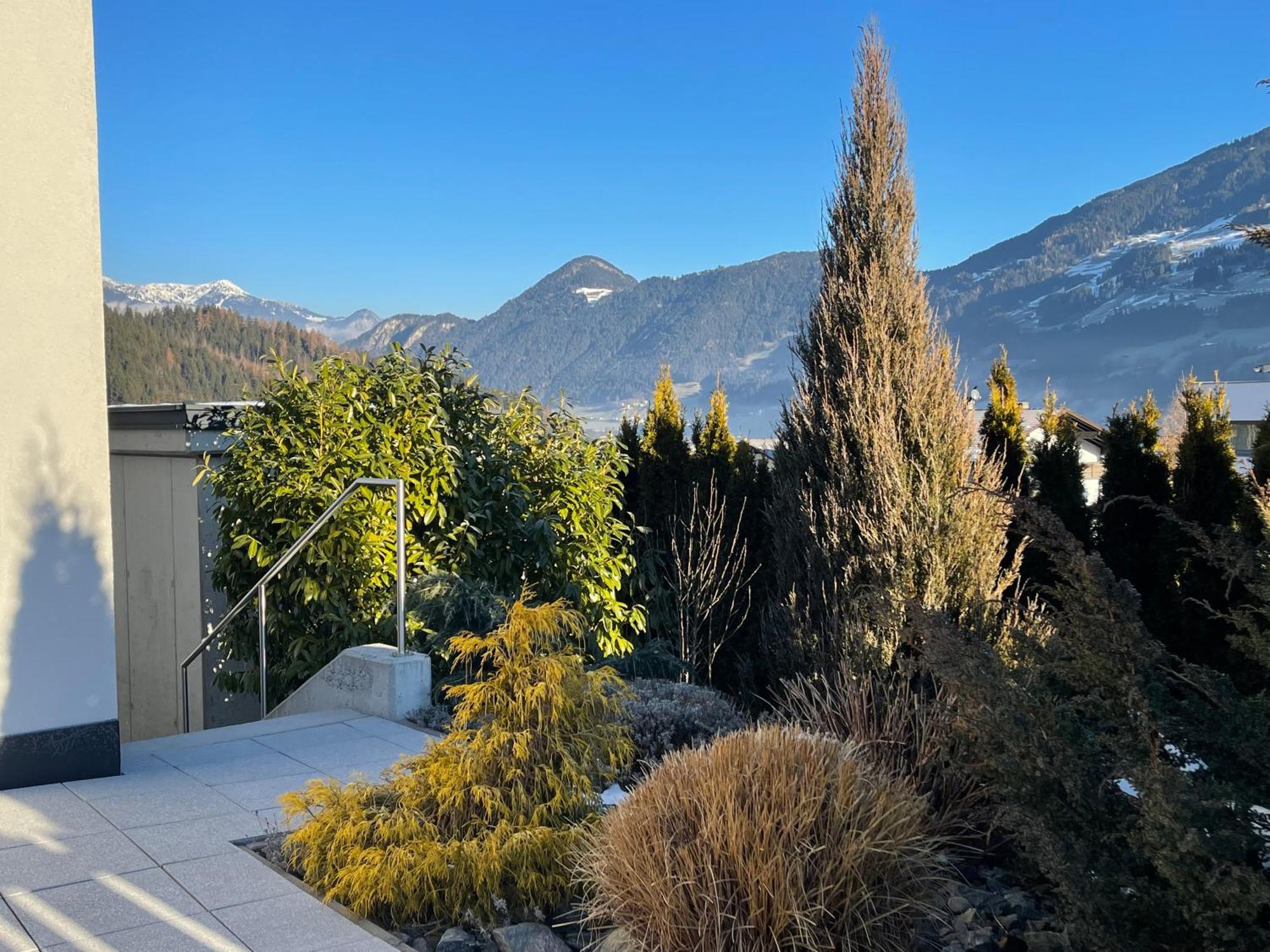 H21 - Modernes Ferienhaus 145Qm, 4Sz, Wellnessbereich Mit Sauna Und Dachterrasse Mit Panoramablick, Kuehlen Und Heizen Mit Geothermie Fügen Екстериор снимка